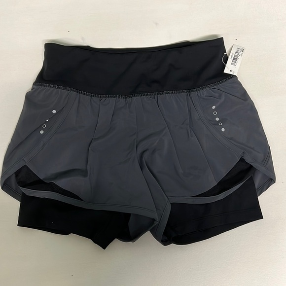 CORE 10 Women's Standard-Fit Knit Waistband 2-in-1 Woven Running Short - Picture 3 of 7